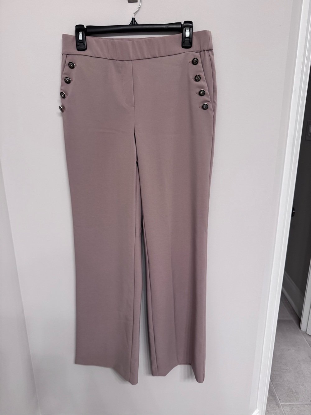 Women's Tailored Straight-Leg Pants in Tan